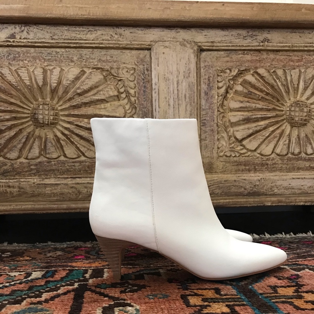 Brand New Dolce Vita white leather booties